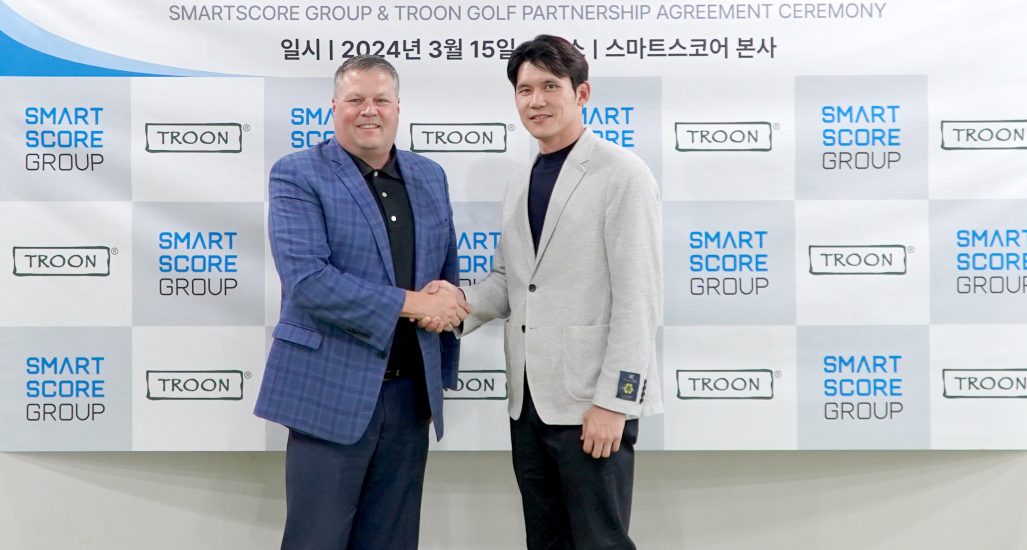 Executive Vice President of Troon International, DJ Flanders meets Sung-Hoon Jung, the Chairman of SMARTSCORE Group.